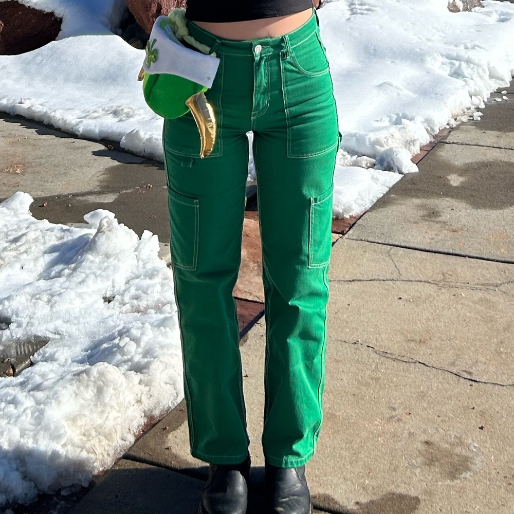 Bershka Green High Rise Women Jeans - Picture 5 of 5